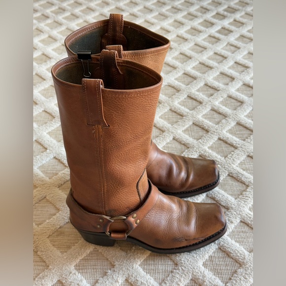 Vintage Frye Harness Square Toe Brown Leather
Moto Boots Women’s Size 10 - Picture 4 of 16